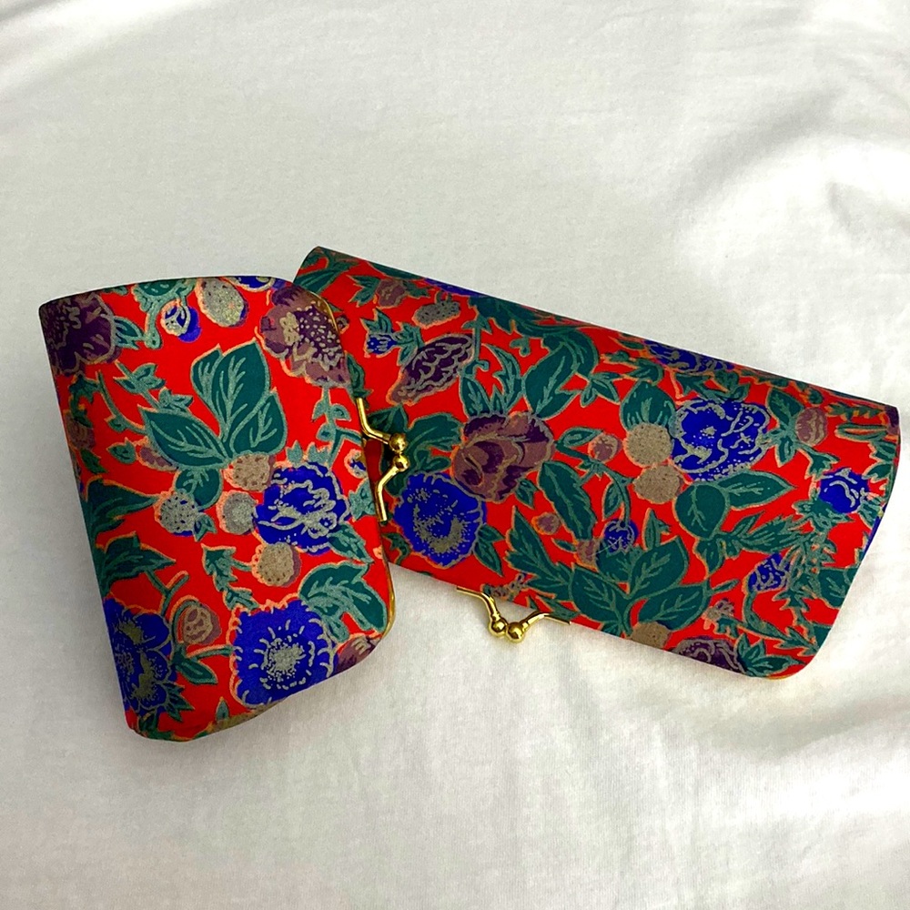 Kiss Lock Multi-Use Purses - Picture 2 of 6